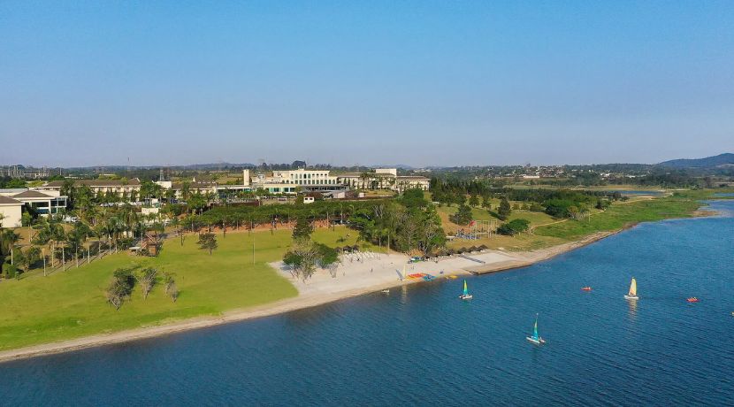 Club Med Lake Paradise Resort